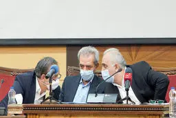 سریال بی‌پایان ارزهای صادراتی | فعالان اقتصادی خطاب به سیاست‌گذاران: حرف ما را هم بشنوید