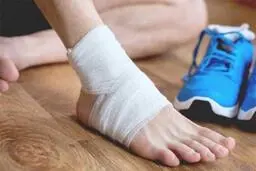 اگر درد مفاصل دارید از ترکیب تخم مرغ و خرما استفاده کنید | ترکیب تخم‌مرغ خرما معجزه برای درد مفاصل