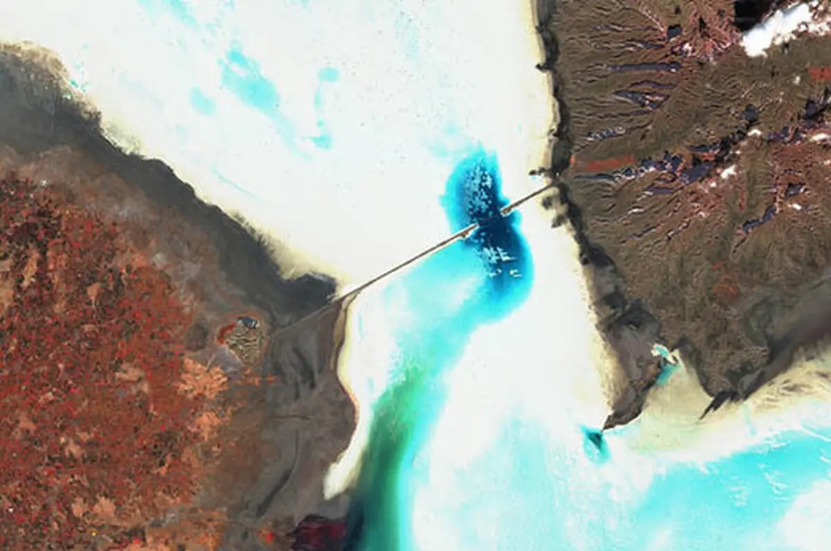 فقط یک پنجم از "دریاچه ارومیه" باقی مانده که آن هم وضعیت بحرانی دارد! + عکس ماهواره ای