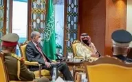 
عراق  | سفر غیرمنتظره وزیر کشور عراق به پایتخت عربستان
