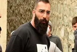 
 ماجرای مرگ پدرخوانده حمید صفت   |   دادگاه «حمید صفت» بازهم به تعویق افتاد 