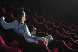 روزهای ناخوش تئاتر وافول سرمایه‌گذاری بخش خصوصی در فرهنگ 