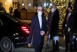 باقری پیش از شرکت در جلسه با ۱+۴: مذاکرات وین مثبت و رو به جلو است