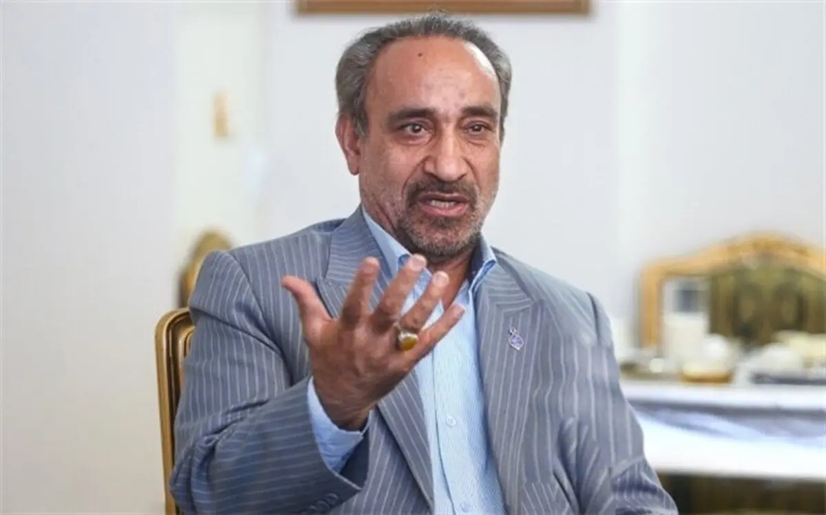 خباز، استاندار سابق سمنان: وزارت کشور پاسخگو نیست چون در اختیار نظامیان است| بدنه وزارت کشور، استانداران و فرمانداران را نظامیان تشکیل می دهند| نمایندگان مجلس به مردم پاسخگو نیستند چون از طریق اربابان قدرت، گزینش شده اند