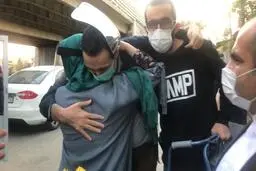 
شارمین میمندی‌نژاد  |  با قرار وثیقه شارمین میمندی‌نژاد  آزاد شد
