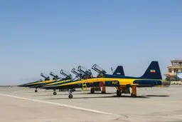 وزارت دفاع ۳ فروند جنگنده جدید کوثر را به ارتش تحویل داد