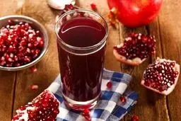  آب انار رابه جای چای سبز بنوشید