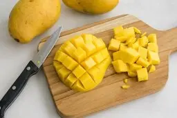چطوری انبه رو طولانی مدت فریز کنیم؟ | نحوه فریز کردن انبه در طولانی مدت +ویدئو