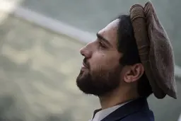 خاطره ای جالب که احمد مسعود از پدرش احمد شاه مسعود نقل کرد | توصیه پدر به خواندن سعدی و حافظ  + فیلم