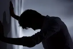 از هر سه نفر، دو نفر به خاطر مشکلات مالی افسردگی دارند