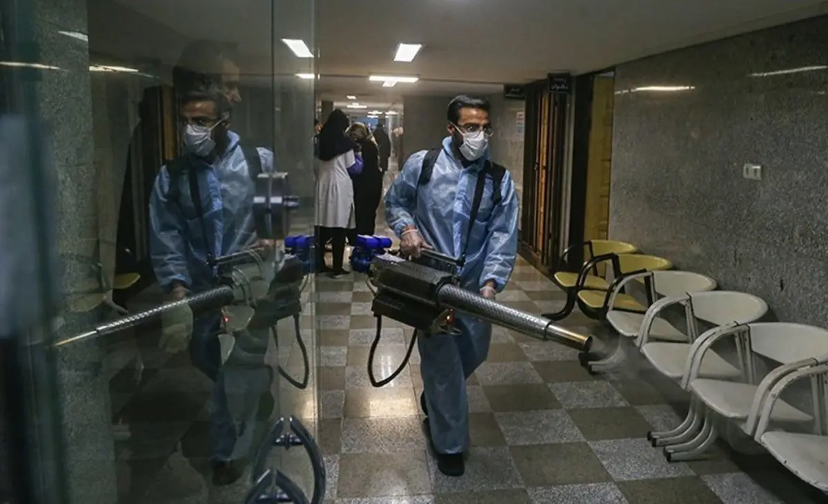 ضدعفونی بیمارستان‌های تهران توسط بسیجیان