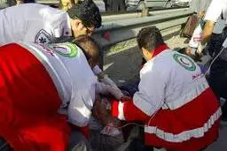 عملیات نجات از گیلان تا فارس | نیروهای هلال ‌احمر درحوادث جداگانه ٦ نفر را نجات دادند