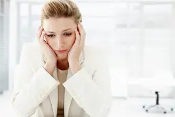 نحوه برخورد با  مشکلات زندگی | بیش از حد به مشکلات زندگی فکر نکنید