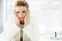 نحوه برخورد با  مشکلات زندگی | بیش از حد به مشکلات زندگی فکر نکنید