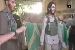 داعش خود را برای عملیات انتحاری جدید آماده می کند! + ویدئو
