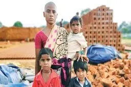 داستان زنی که موهایش را از سَر فقر فروخت 