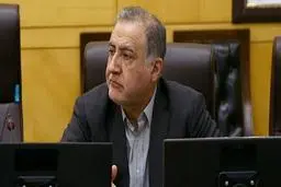 نماینده مجلس: ۸۰ درصد پول مردم در بورس به حساب 30 شرکت واریز شده است