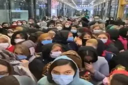 تصویر عجیب از خرید مردم در کریسمس