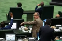 حمله تند زاکانی به محمد مهاجری