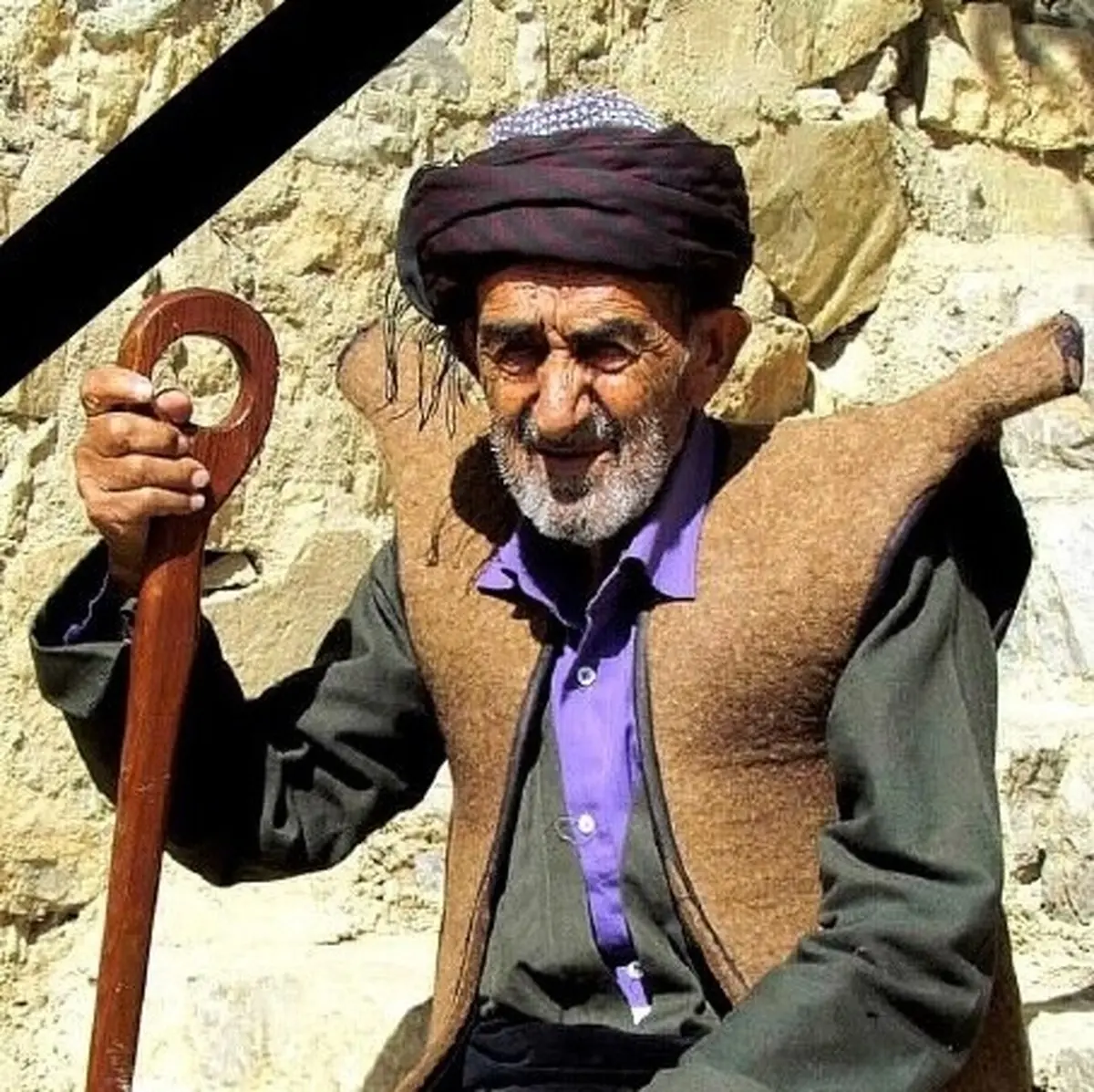 عارف غلامی، اولین گنجینه زنده بشری حوزه شالبافی کردستان درگذشت