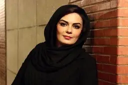 سارا خوئینی ها عکس بدون حجابش را حذف کرد| حذف استوری های سارا خوئینی ها 