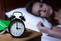 ملاتونین فقط برای بی‌خوابی نیست | خوابی آرام و دردی کم‌تر با یک داروی طبیعی