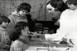  آیاواکسنِ فلج اطفال می‌تواند سلاحِ ممکنی علیه کرونا باشد.