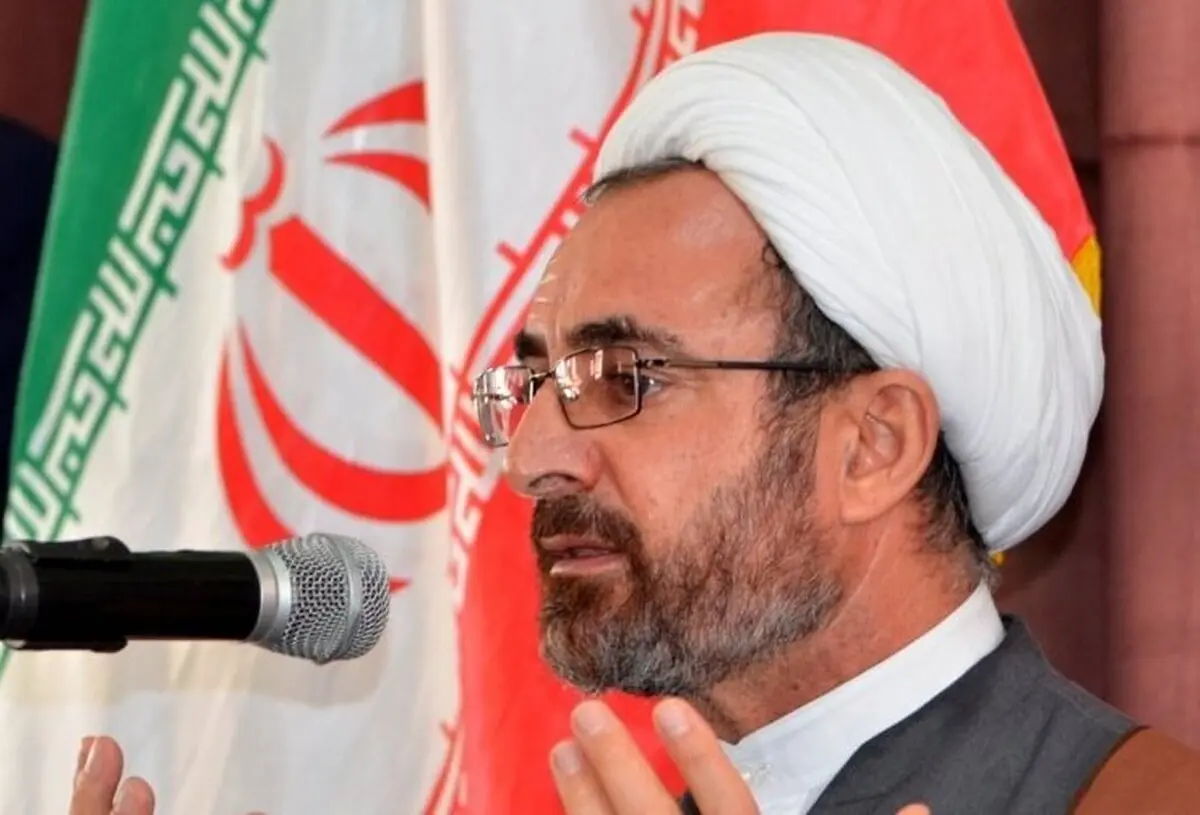  مسئولی که خانواده‌اش به خارج برود و کالای خارجی بیاورد در شان جایگاهی که قرار گرفته نیست 