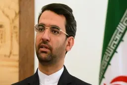 تشکیل پرونده علیه آذری جهرمی به خاطر «استنکاف از دستور قضایی» و «استنکاف از اجرای اوامر حکومتی مقامات قانونی» | وزیر سابق ارتباطات با قرار تامین کیفری آزاد شده