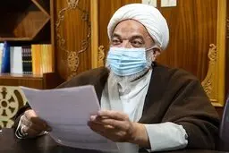 آقاتهرانی: می‌گویند محصولی دنبال احمدی‌نژاد است  | مرغ پخته هم از این شایعات خنده‌اش می‌گیرد