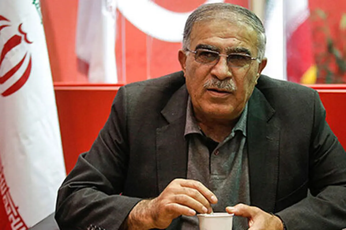 
حسن روشن  |  سال ۱۳۵۲ وقتی ۶ گل از پرسپولیس خوردیم، آن‌ها جای خوشحالی طرف ما آمدند و دلداری دادند

