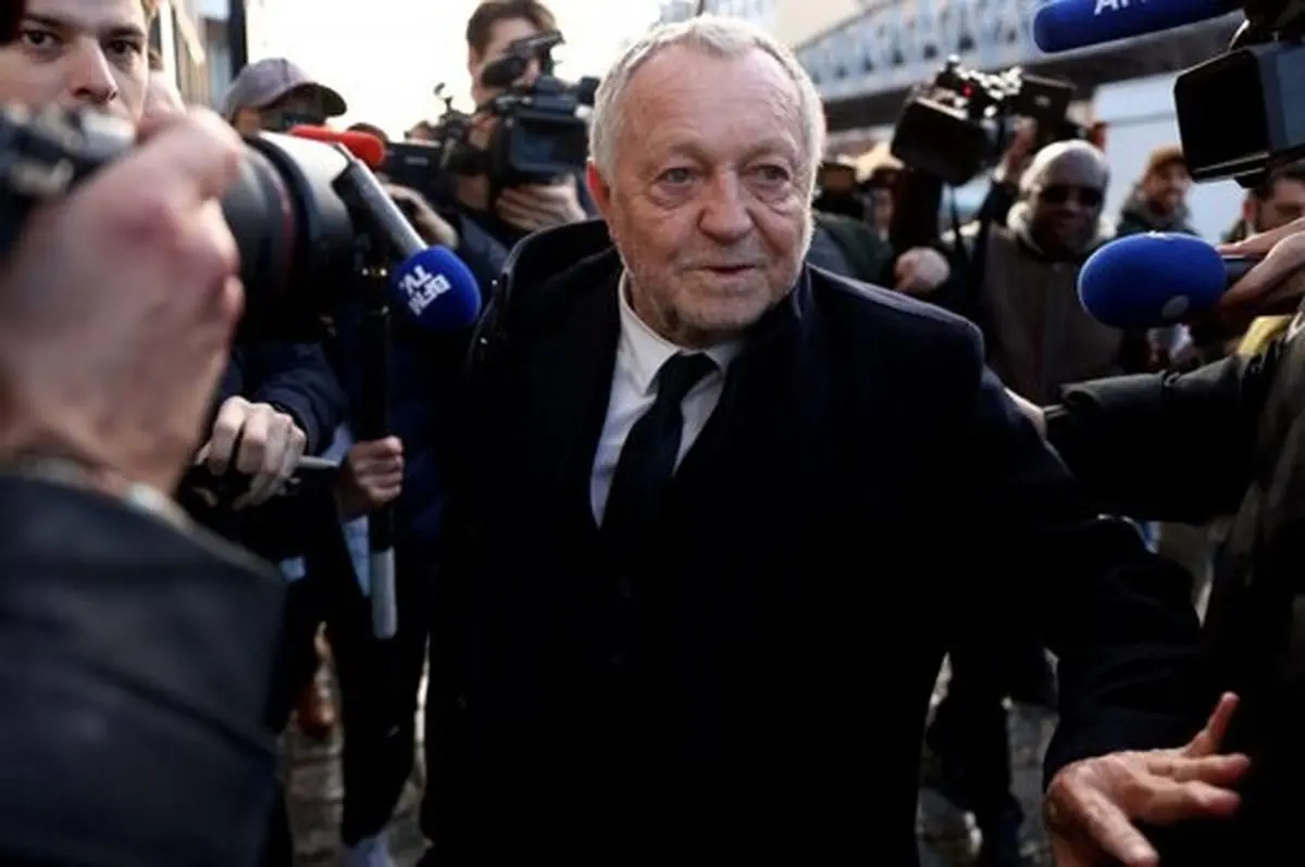 توهین تند و زننده رئیس فوتبال فرانسه به زیدان | برای همین توهین از مقام خودش برکنار شد!