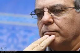 عباس عبدی |  مسئولان دولتی از ثبت‌نام فرزندانشان در مدارس غیرانتفاعی منع شوند