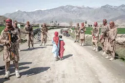 دیپلماسی محلی برای آتش‌بس | توقف ۱۰ روزه جنگ در شهر پنجوایی پر سر و صدا شد 