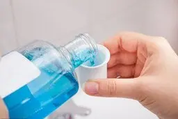  استفاده از دهانشویه برای  جلوگیری از ویروس کرونا