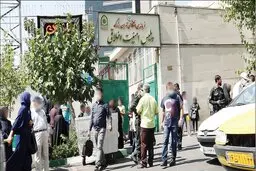 ترافیک در خیابان وزرا به خاطر پیامک‌های بدحجابی | مراجعه کنندگان: پیامک ها اشتباهی ارسال شده