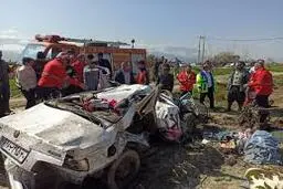 لحظه وحشتناک برخورد قطار تهران به گرگان با پژو+ویدئو 