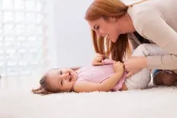 علائم جدی و خطرناک بعد از ضربه خوردن به سر کودکان