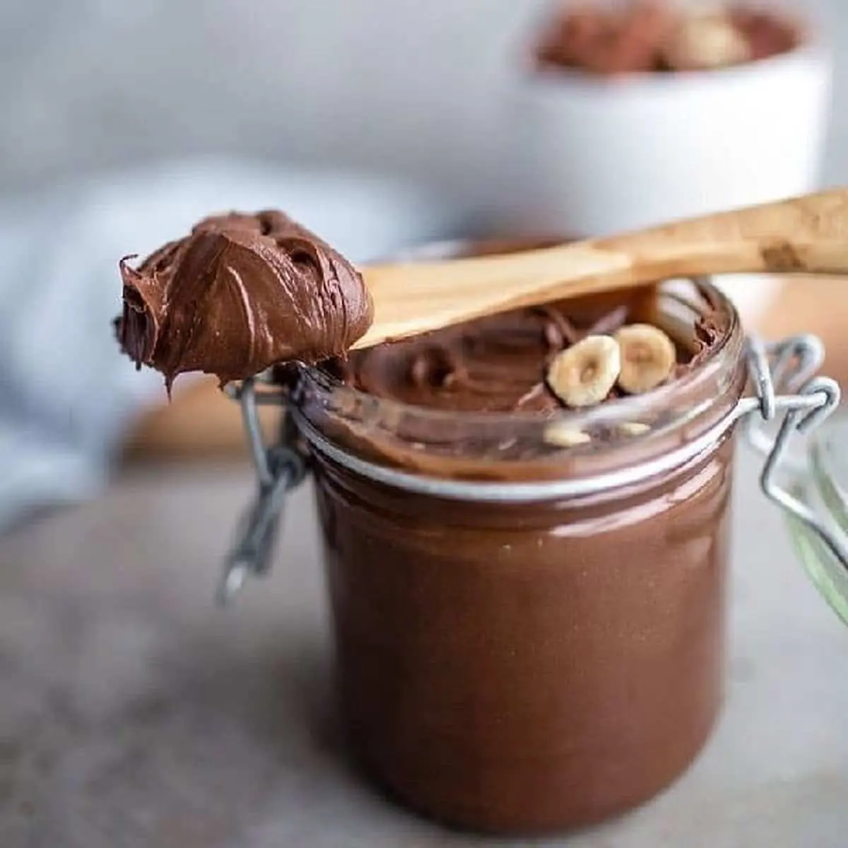 صبحانه رو با شکلات خونگی خوشمزه و بی دردسر شروع کن! | طرز تهیه شکلات صبحانه خانگی با ترفند فوری + ویدئو