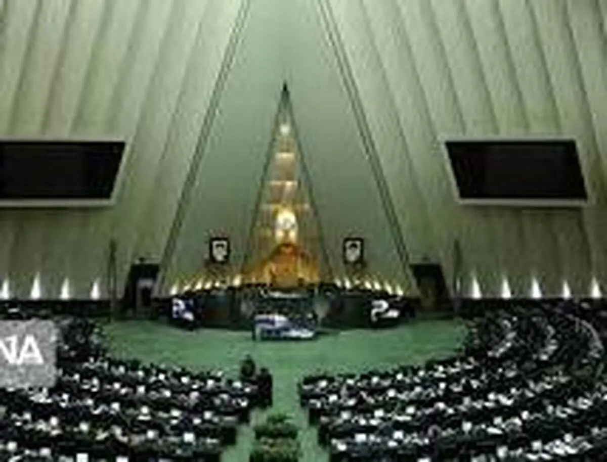 سوال نمایندگان از روحانی| چرا میلیون ها تن کالای اساسی همزمان با انتخابات آمریکا از گمرک ترخیص شد؟