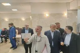 زریبافان در انتخابات ریاست جمهوری ثبت نام کرد | دولت خدمت و مجاهدت را برای حل مشکلات مردم تشکیل می دهم