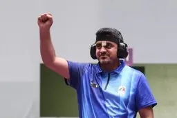 جواد فروغی شگفتی‌ساز و قهرمان المپیک شد | اولین مدال المپیک تاریخ تیراندازی ایران