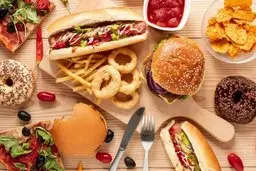 این غذاهای خوشمزه باعث چاقی می‌شوند | چرا این غذاها چاق‌کننده‌ترند؟