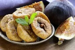 اگر به دنبال چاقی هستید این میوه‌ را از دست ندهید! | بررسی فواید انجیر خشک