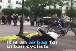 کیسه هوایی برای دوچرخه سواران که هنگام تصادف در ۰.۱ ثانیه عمل میکند