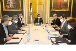 دیدار باقری و «مورا» در وین