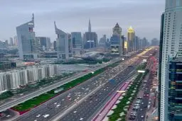 نمایی از خیابان‌های دبی از روی پشت‌بام+ویدئو 