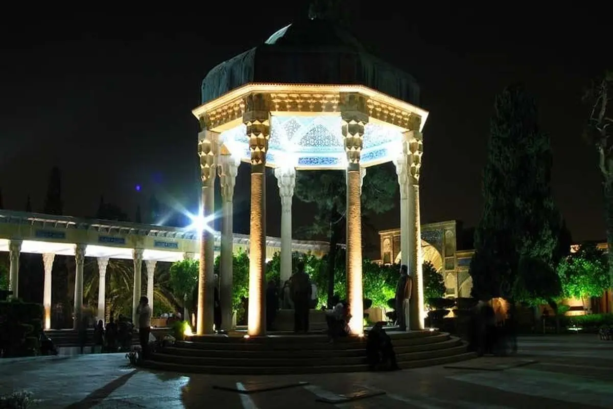 از حافظیه شیراز تا جزیره کیش، سفری به چهار فصل ایران