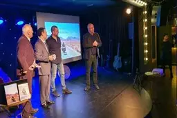 شب ایرانی در باشگاه تئاتر زاگرب|معرفی نسخه کرواتی و فارسی کتاب «در سرزمین مردمان نجیب»