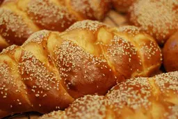 بیا بهت یاد بدم دین نون خوشمزه رو خودت تو خونه درست کنی | طرز تهیه نان کشمش و پسته +ویدیو
